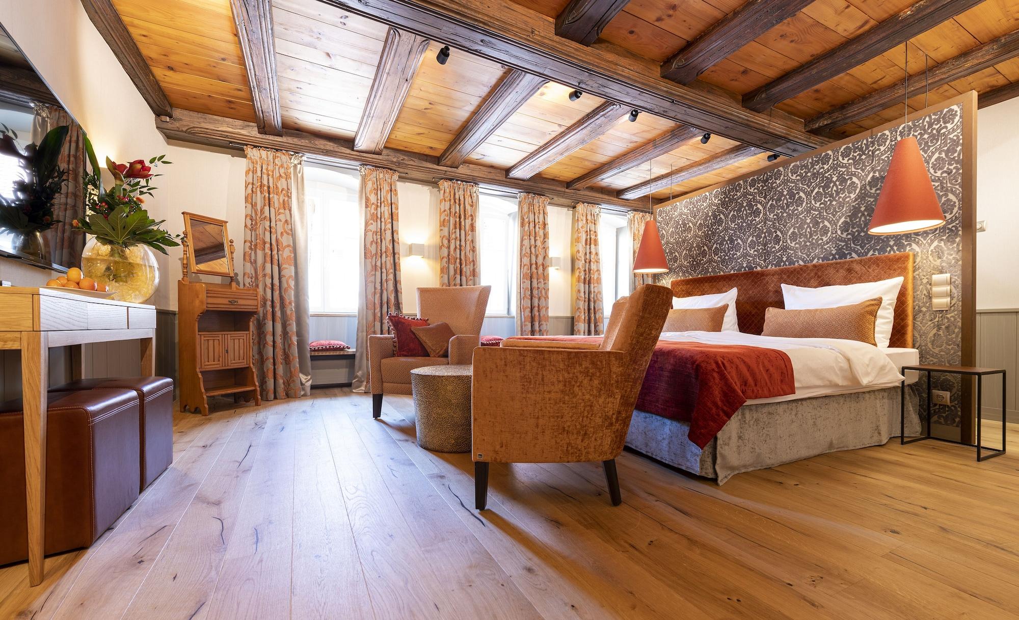 Romantik Hotel Markusturm Ротенбург-на-Таубере Экстерьер фото
