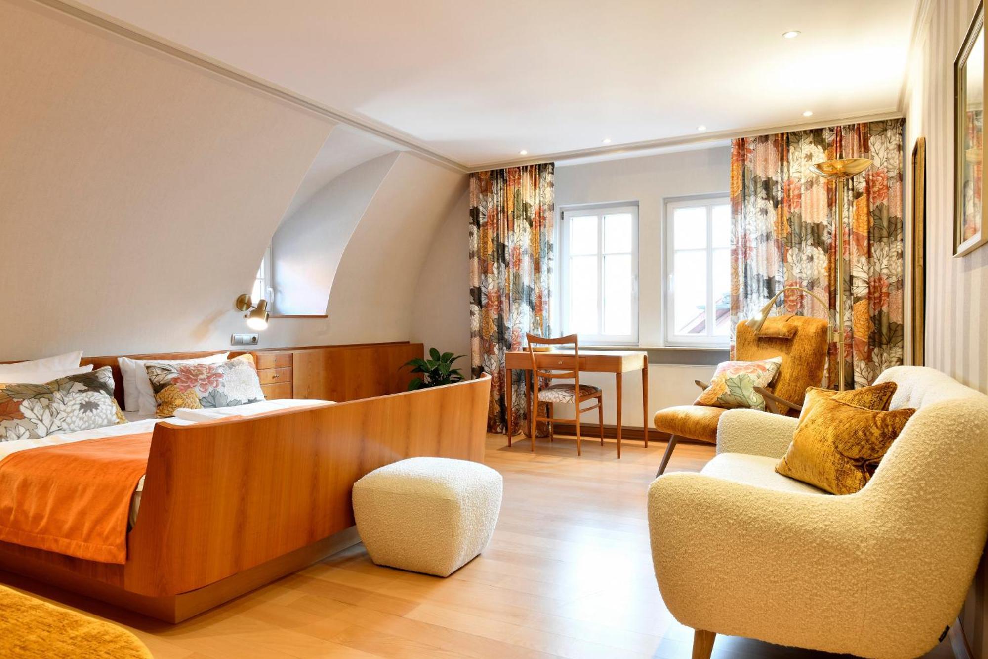 Romantik Hotel Markusturm Ротенбург-на-Таубере Экстерьер фото