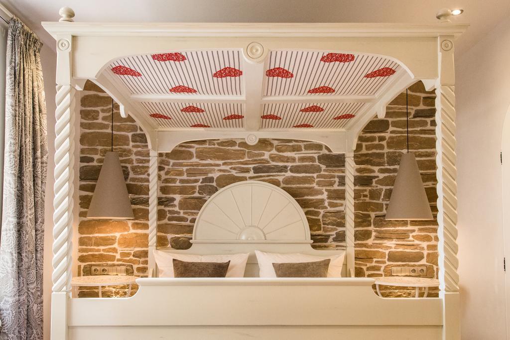 Romantik Hotel Markusturm Ротенбург-на-Таубере Экстерьер фото